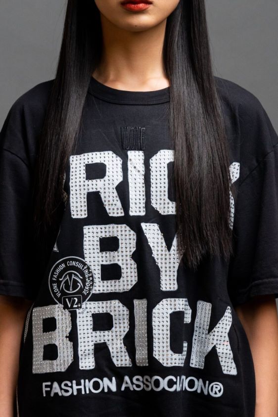 menn topp Vlone bbb association t-skjorte i rhinestone P608VV113